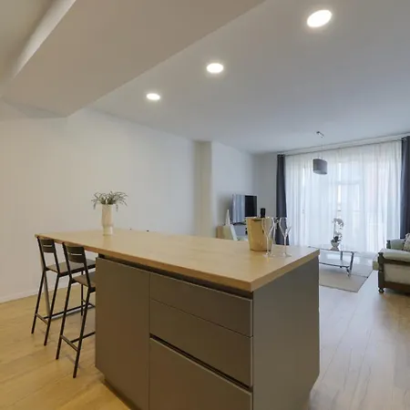 Apartment Shon Old Town